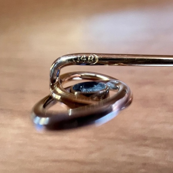 Vintage 14K White and Yellow Gold Sapphire Pin - Picture 5 of 6